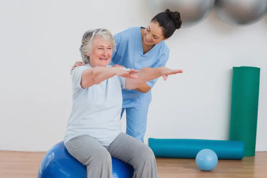 dlaczego rehabilitacja osób starszych jest ważna
