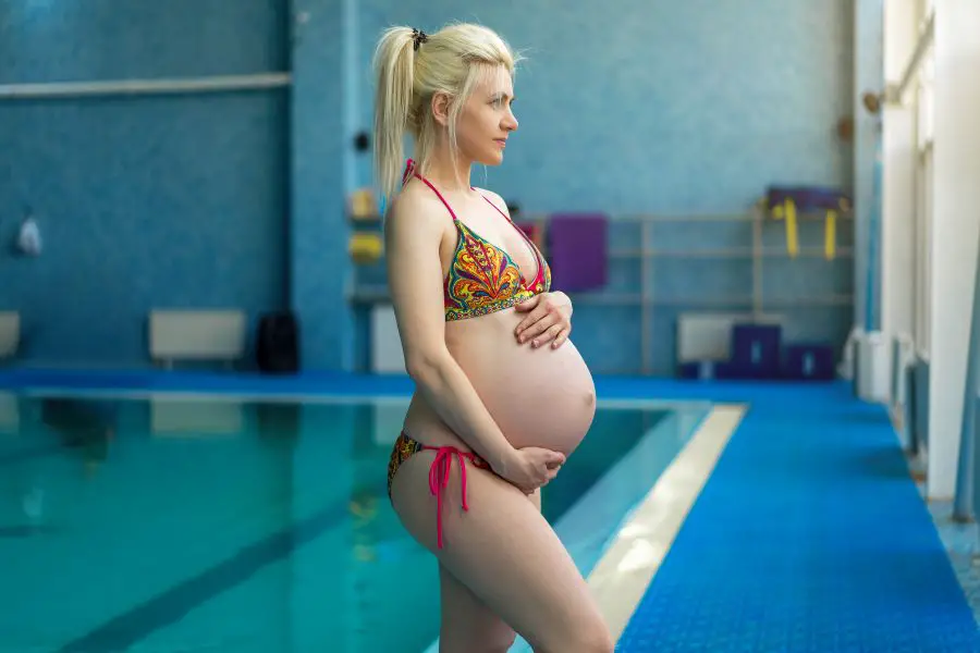 basen w ciąży - jak korzystać z kąpieli w basenie podczas ciąży?