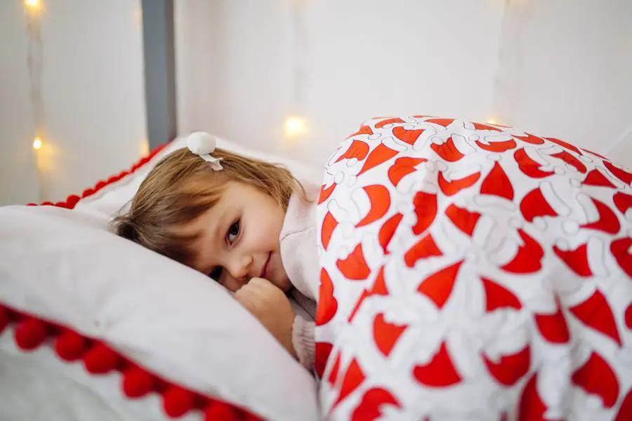jak oduczyć dziecko spania z rodzicami - intensywny dzień