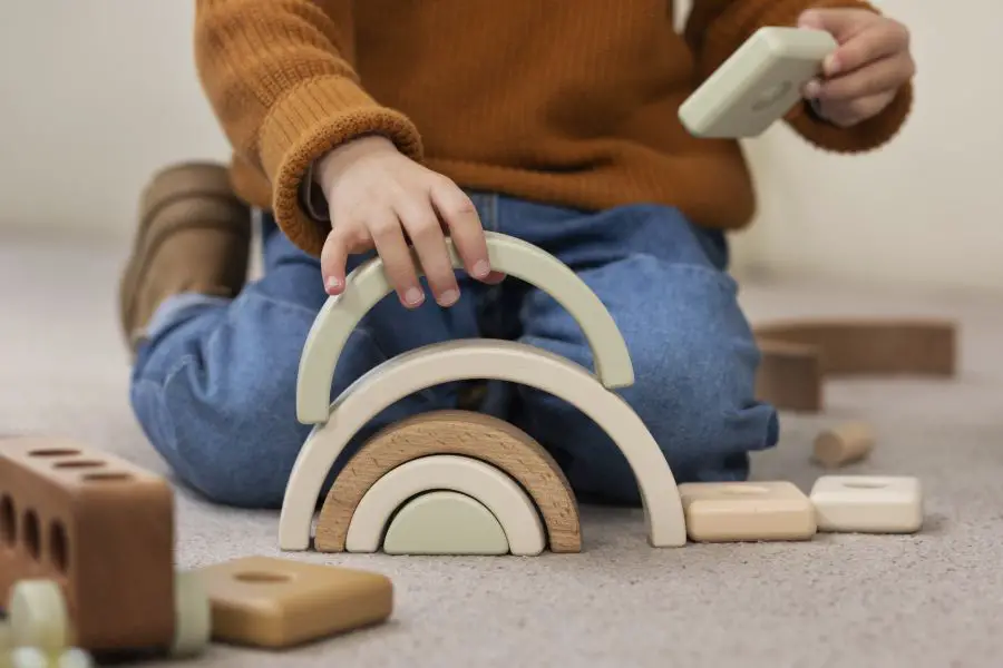 pomysły na zabawki edukacyjne na prezent - interaktywne zabawki dla dzieci